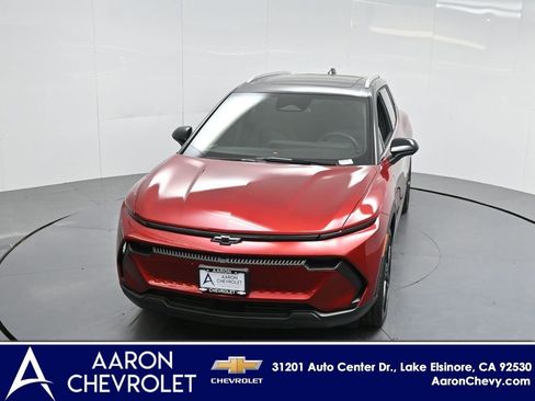 New 2026 Chevrolet Equinox EV LT w/ LPO, Blackout Package AWD/4WD image 42