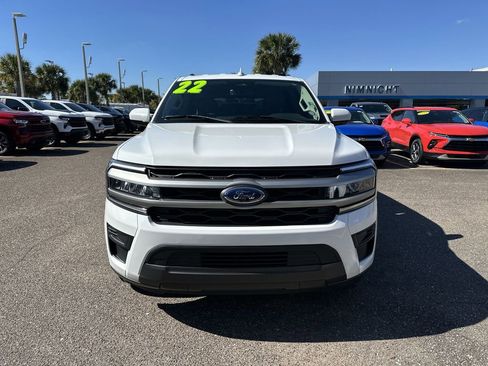 Used 2022 Ford Expedition XLT image 11