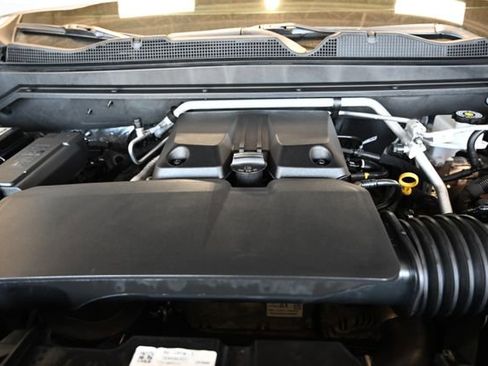 Used 2023 Chevrolet Colorado Z71 w/ Z71 Convenience Package 2 AWD/4WD image 31