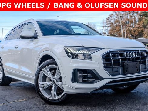 Used 2023 Audi Q8 Premium Plus image 3