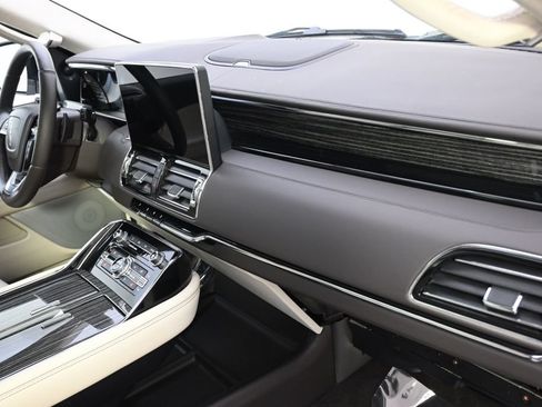 Used 2022 Lincoln Navigator Black Label AWD/4WD image 15