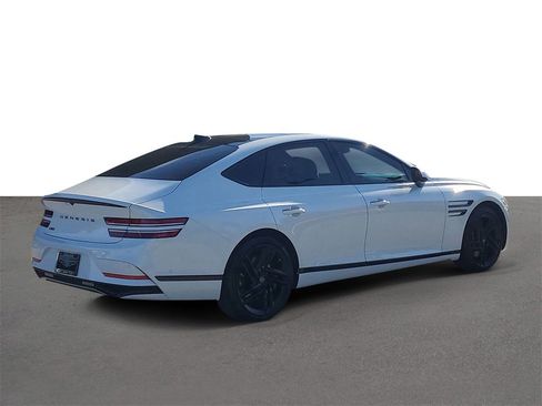 Used 2026 Genesis G80 3.5T Prestige image 5