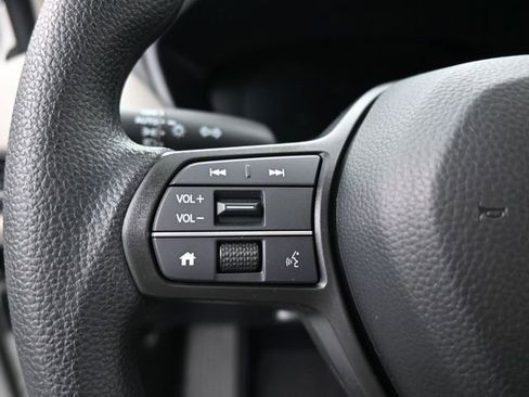 Used 2026 Honda HR-V LX image 11