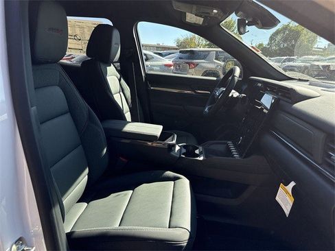 New 2026 GMC Terrain AT4 image 24