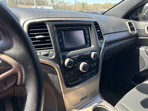Used 2014 Jeep Grand Cherokee Laredo image 9