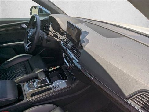 Used 2021 Audi SQ5 Premium Plus w/ Premium Plus Package AWD/4WD image 21