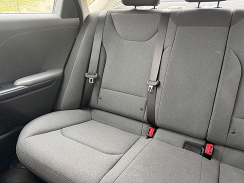 Used 2025 Kia K4 LXS image 40