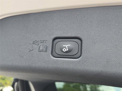 New 2026 Lincoln Nautilus Reserve image 26