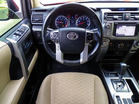 Used 2018 Toyota 4Runner SR5 RWD image 24