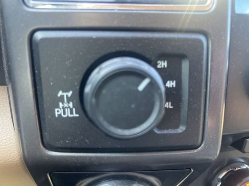 Used 2017 Ford F150 XLT w/ Equipment Group 302A Luxury image 20