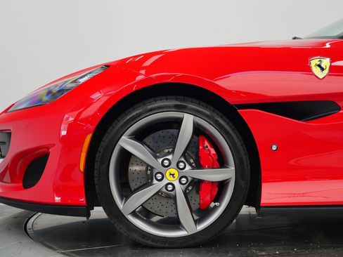 Used 2019 Ferrari Portofino image 48