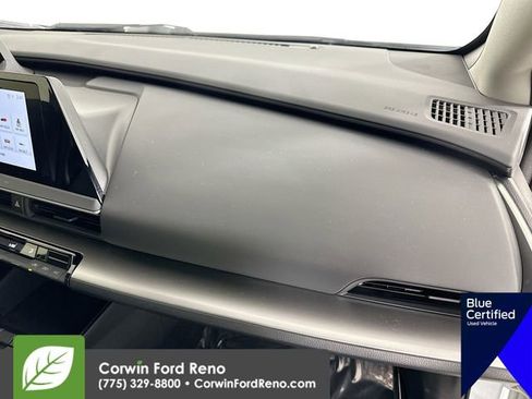 Used 2025 Toyota Prius LE image 30