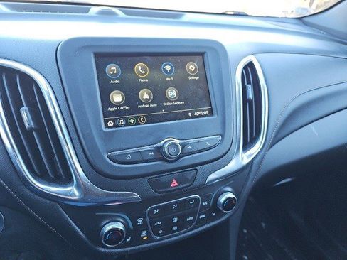 Used 2019 Chevrolet Equinox LT w/ Driver Convenience Package image 22