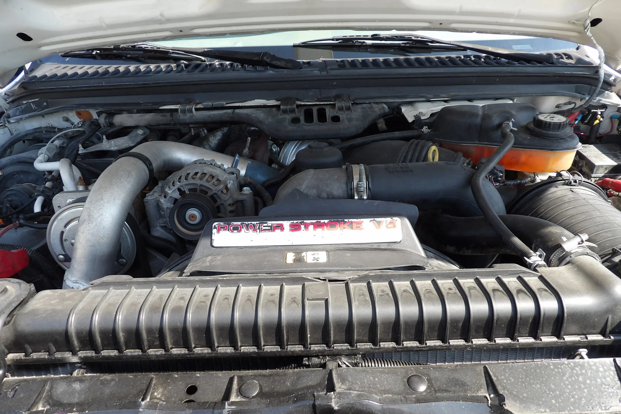 Used 2007 Ford F550 2WD Regular Cab Super Duty image 40