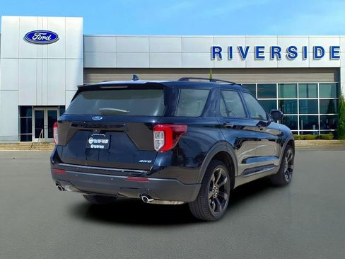 Used 2022 Ford Explorer ST-Line AWD/4WD image 7