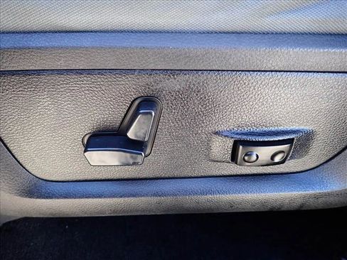 Used 2016 RAM 3500 Big Horn image 11