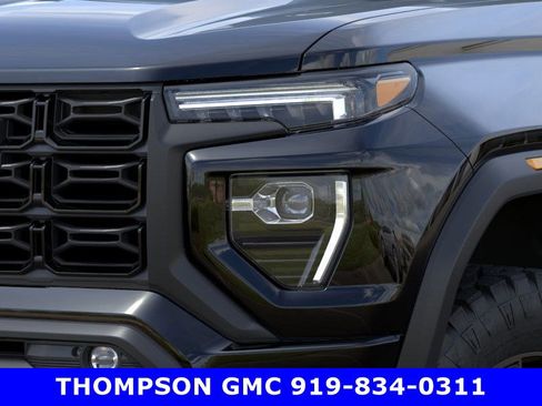 New 2026 GMC Canyon Elevation w/ Convenience Package image 10