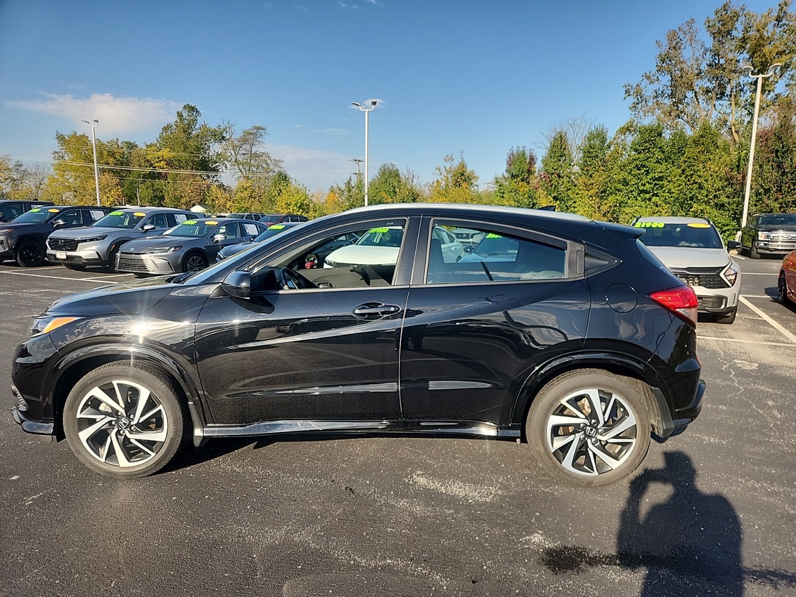 Used 2019 Honda HR-V Sport image 3