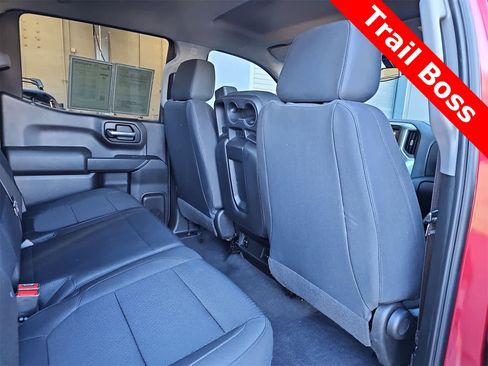 Used 2019 Chevrolet Silverado 1500 Custom Trail Boss w/ Custom Convenience Package image 16