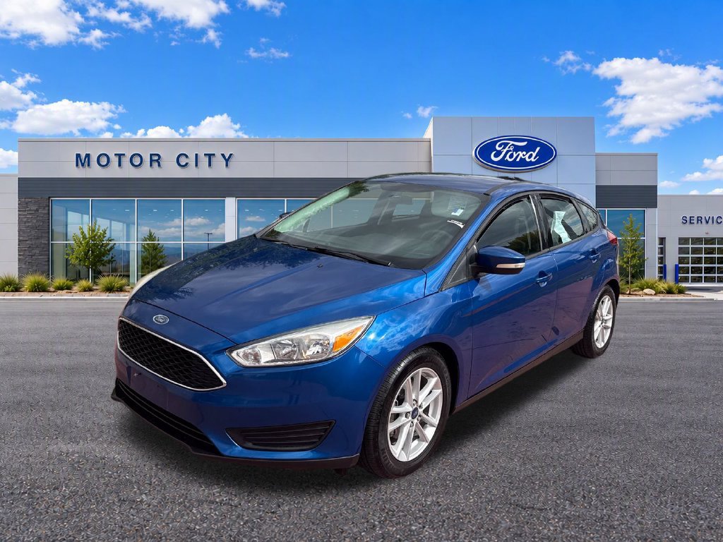 Used 2018 Ford Focus SE w/ Cold Weather Package FWD image 4