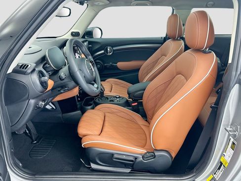 Certified 2024 MINI Cooper SE image 22