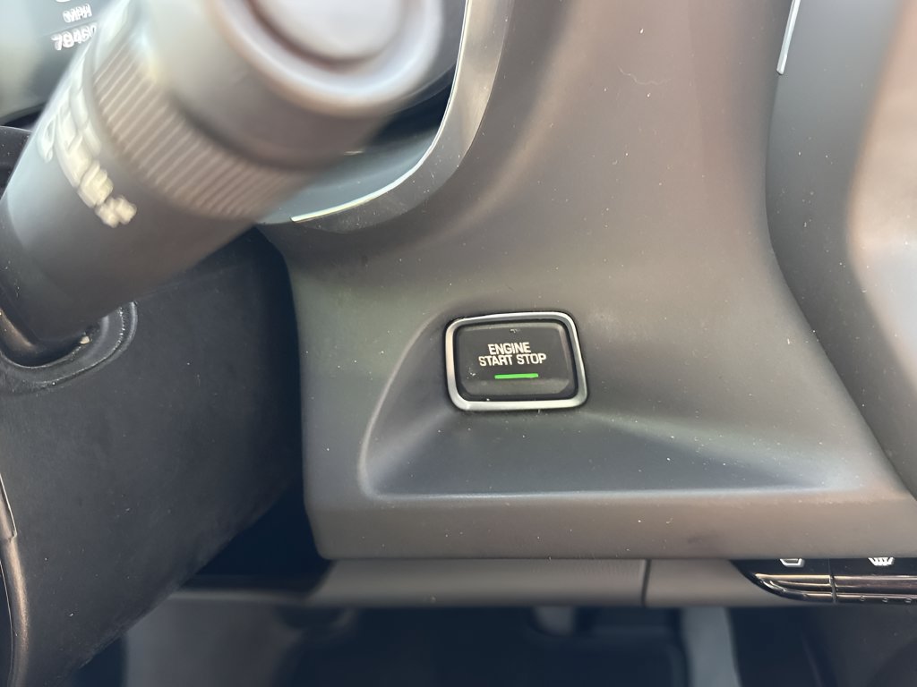 Used 2018 Chevrolet Camaro LT RWD image 18