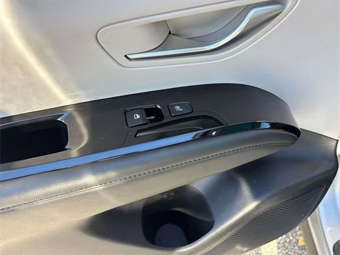 Certified 2022 Hyundai Tucson Limited image 9