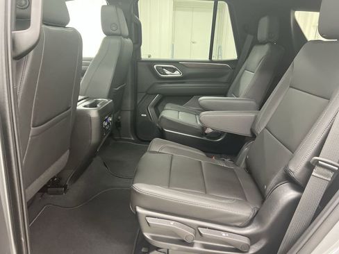 Used 2023 Chevrolet Tahoe Z71 w/ Luxury Package image 24