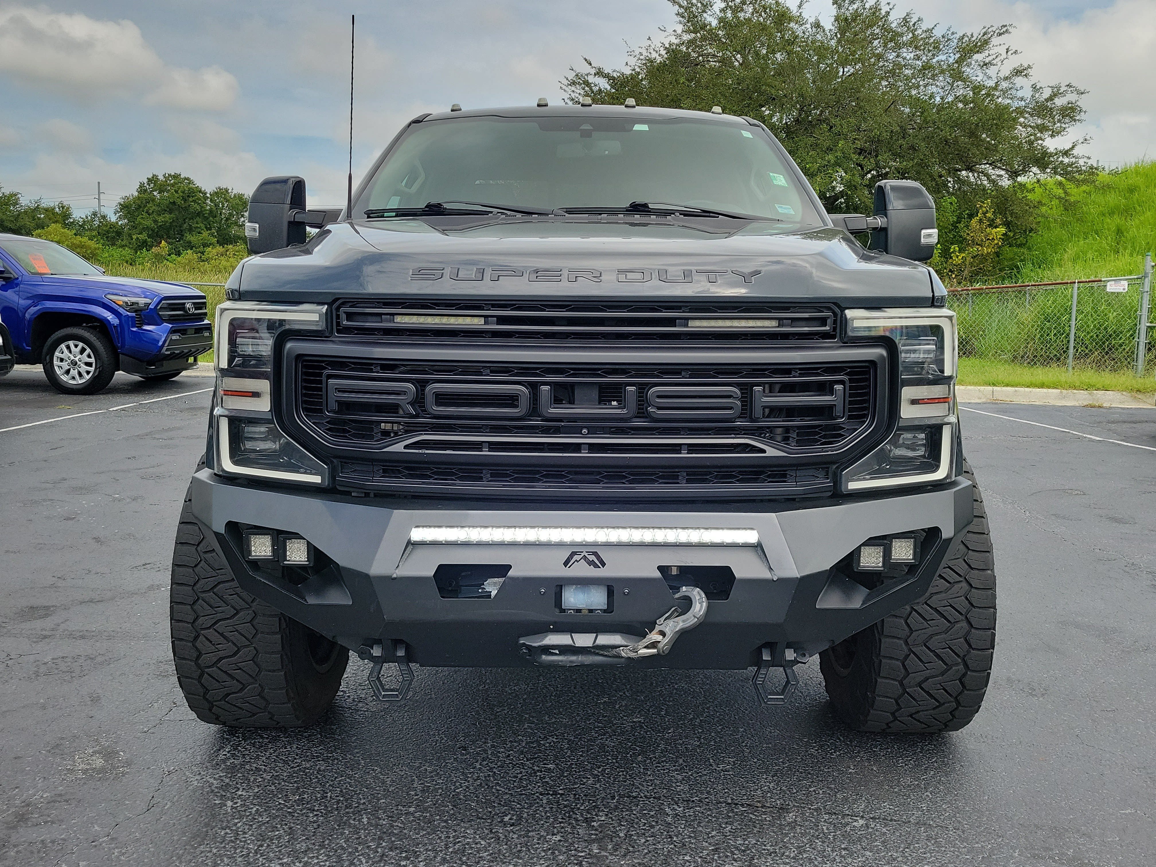 Used 2021 Ford F250 Lariat AWD/4WD image 2