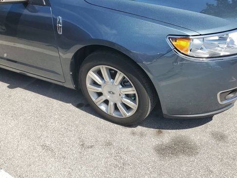 Used 2012 Lincoln MKZ FWD image 4