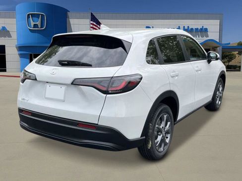 New 2026 Honda HR-V LX image 5