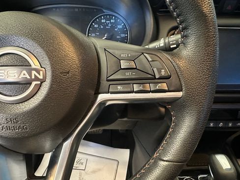 Used 2024 Nissan Kicks SR w/ SR Premium Package FWD image 12