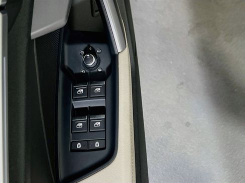 Used 2025 Audi A3 2.0T Premium image 17