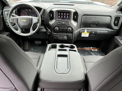 New 2026 Chevrolet Silverado 2500 Custom w/ Custom Value Package AWD/4WD image 20