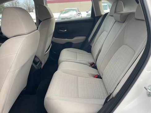 Certified 2023 Honda HR-V LX image 12