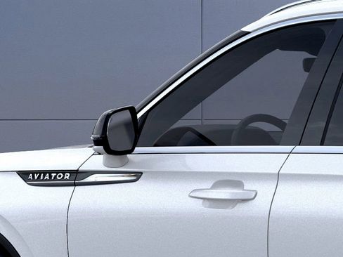 New 2025 Lincoln Aviator Reserve w/ Equipment Group 201A image 20
