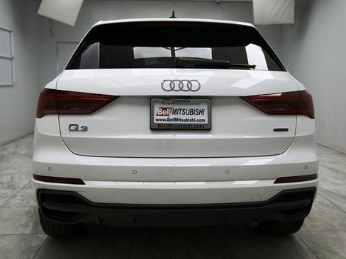 Used 2025 Audi Q3 2.0T Premium image 6