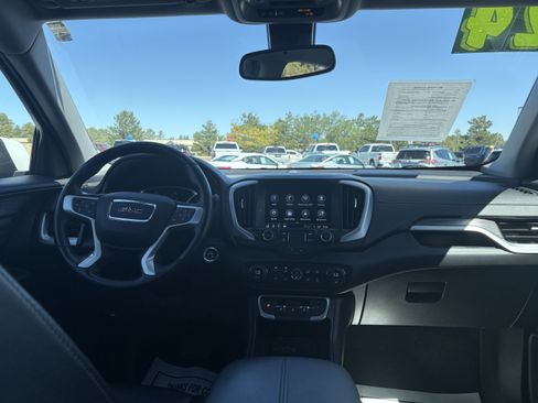 Used 2024 GMC Terrain SLT FWD image 22
