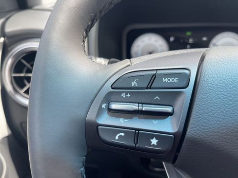 New 2023 Hyundai Kona Limited image 30