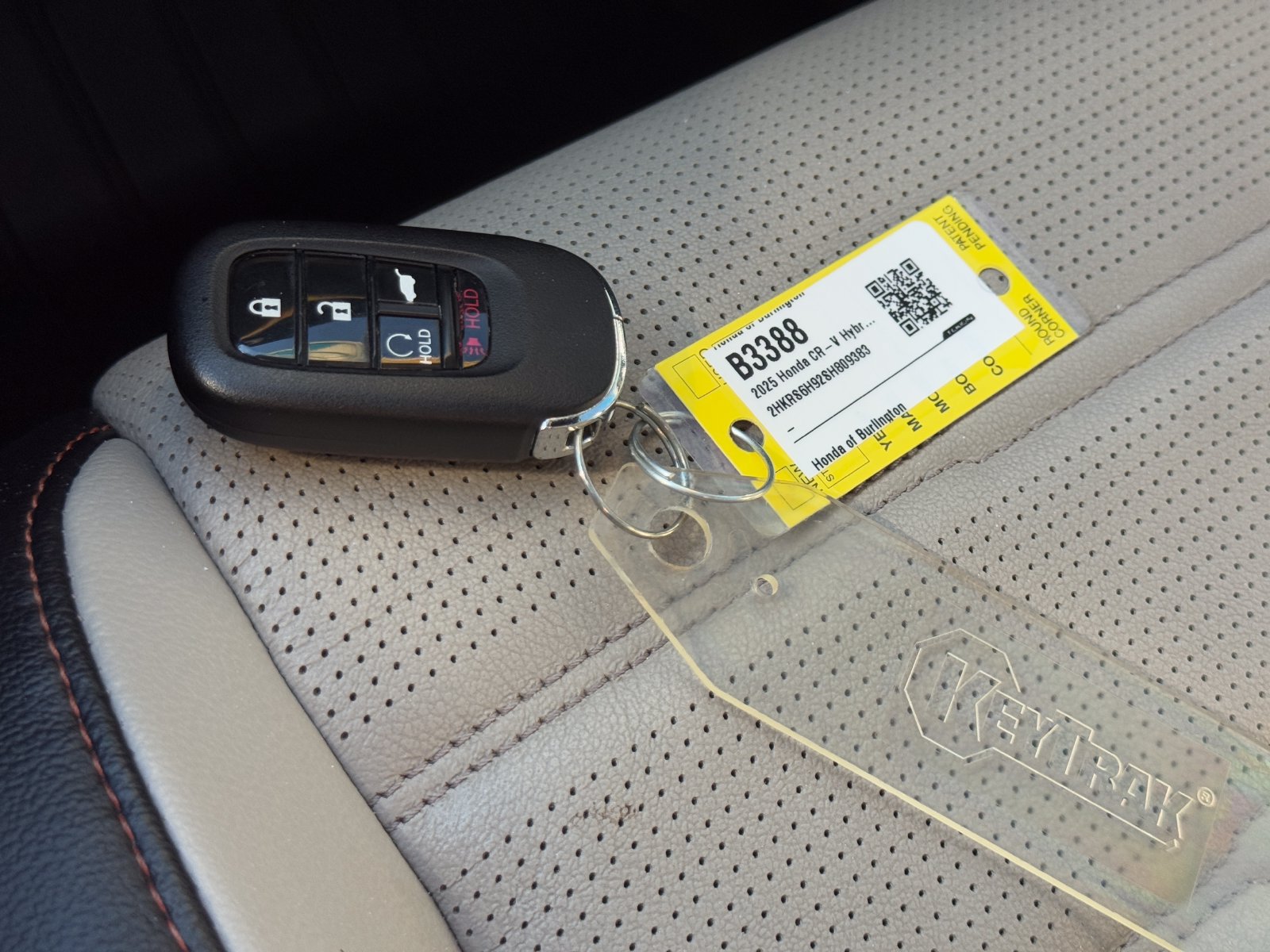 Used 2025 Honda CR-V Sport Touring image 32