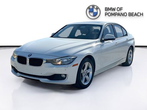 Used 2014 BMW 328i xDrive Sedan image 3