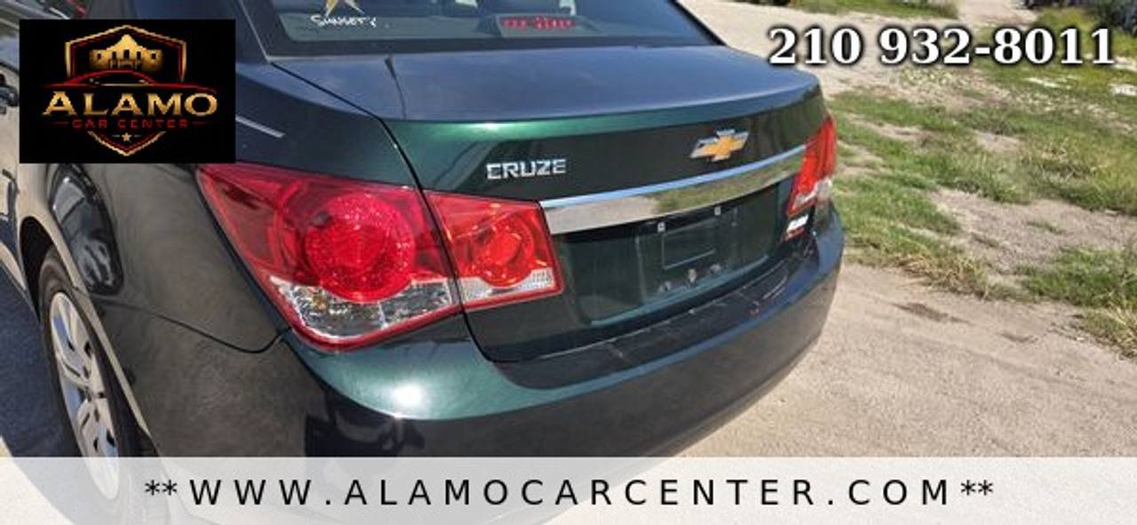 Used 2014 Chevrolet Cruze LS FWD image 11