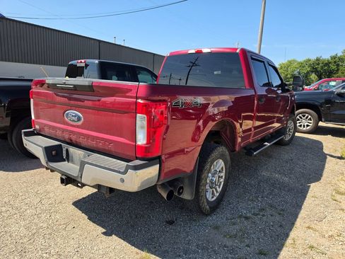 Used 2017 Ford F250 XLT w/ XLT Value Package AWD/4WD image 2