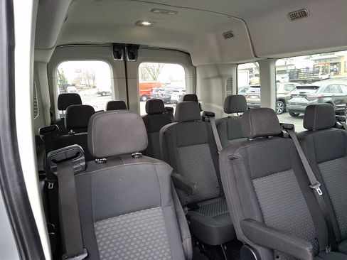 Used 2022 Ford Transit 350 XLT image 12