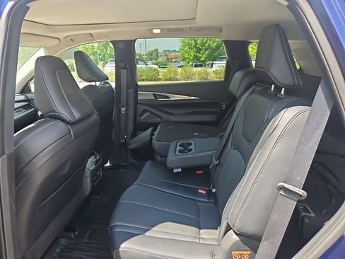 Used 2024 INFINITI QX60 Luxe AWD/4WD image 12