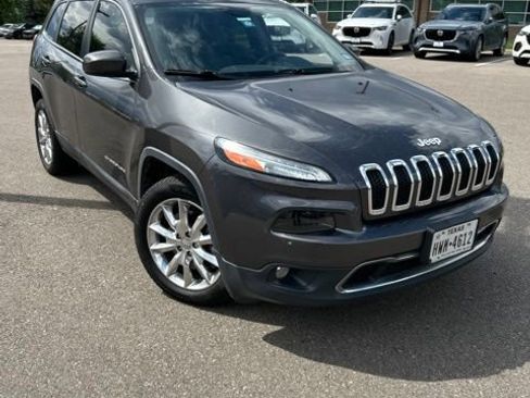 Used 2016 Jeep Cherokee Limited w/ Luxury Group FWD image 1