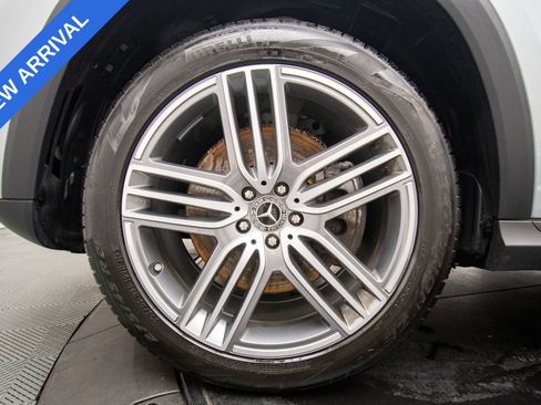 Used 2025 Mercedes-Benz GLS 450 4MATIC image 26