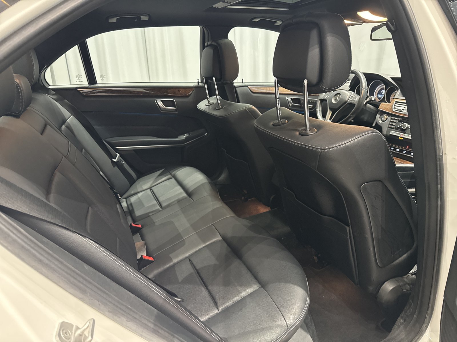 Used 2014 Mercedes-Benz E 250 BlueTEC Sedan image 14
