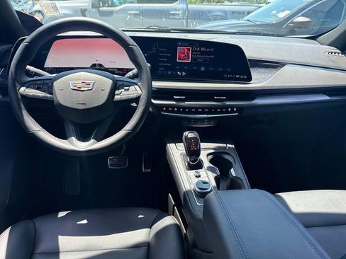 Used 2024 Cadillac XT4 Sport w/ Trailering Package image 20