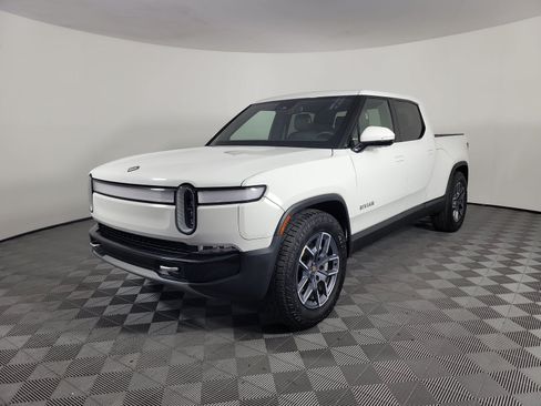 Used 2024 Rivian R1T Adventure AWD/4WD image 1